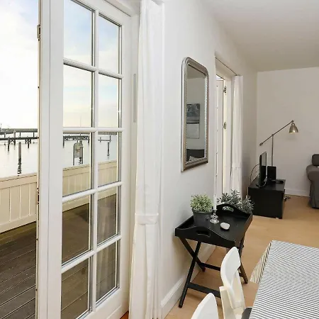 بيت للعطل Two-bedroom Holiday In 3 *