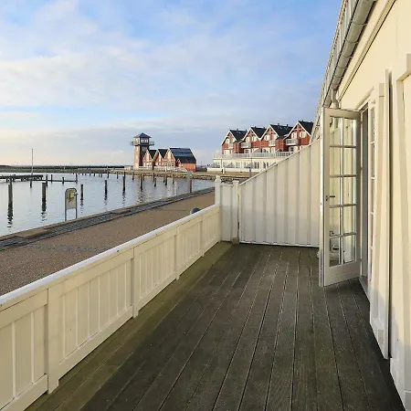 بيت للعطل Two-bedroom Holiday In 3